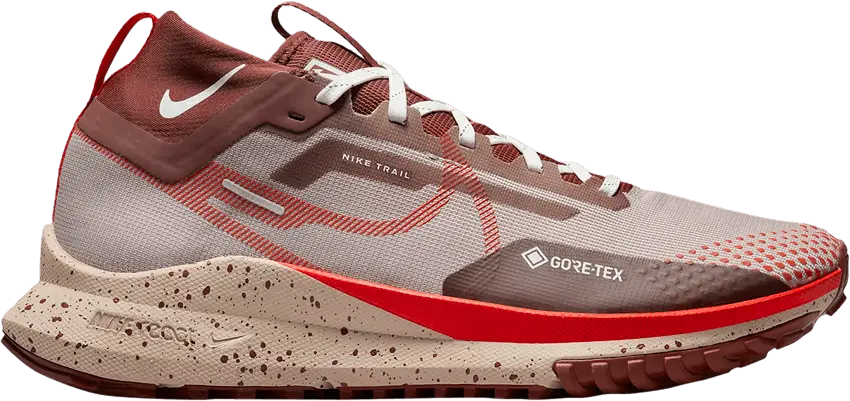  Nike React Pegasus Trail 4 GORE-TEX &#039;Diffused Taupe Picante Red&#039;